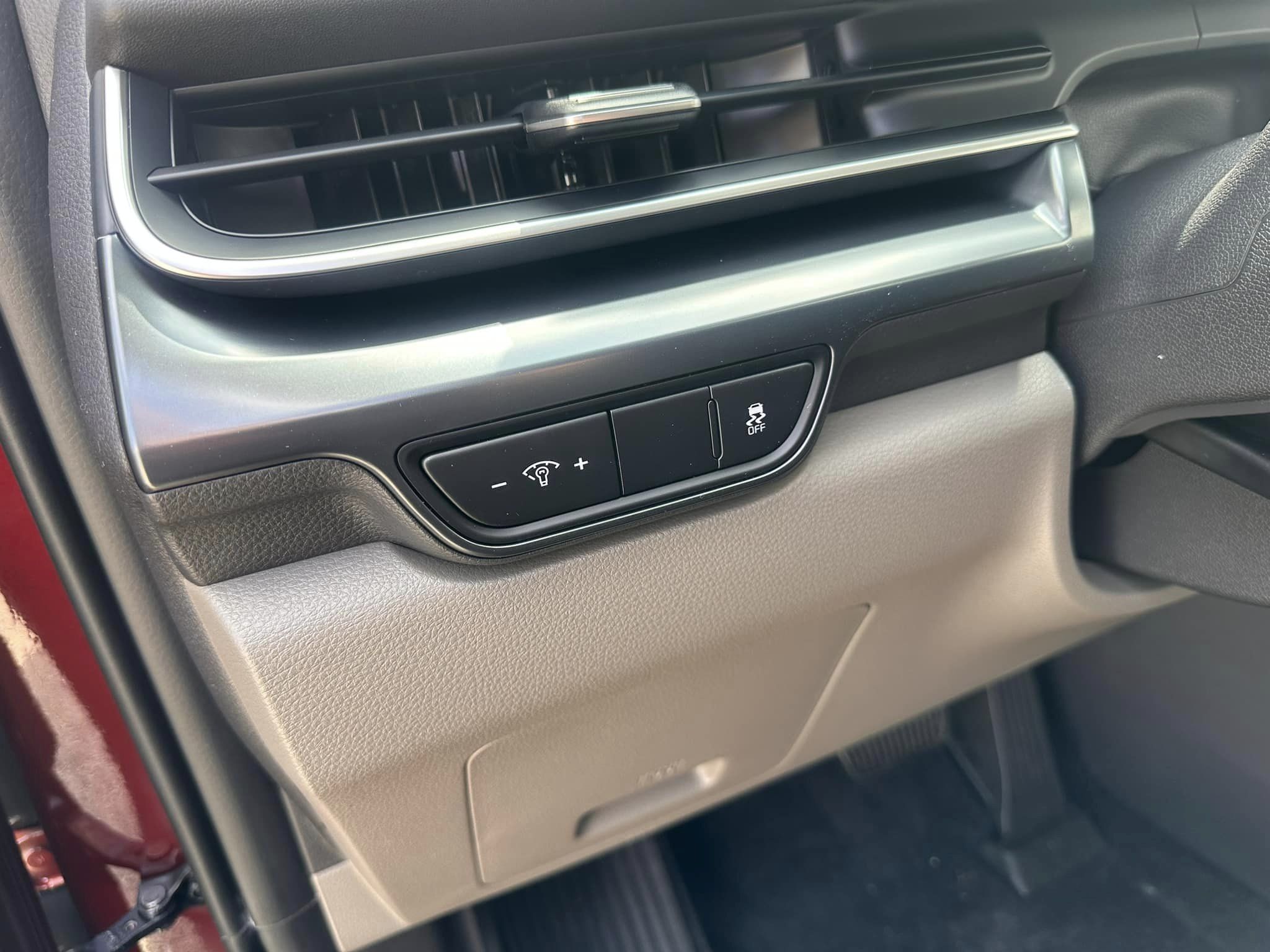 2025 Kia Carnival - LXS Trim - Flare Red with Taupe Off-Black Interior - 