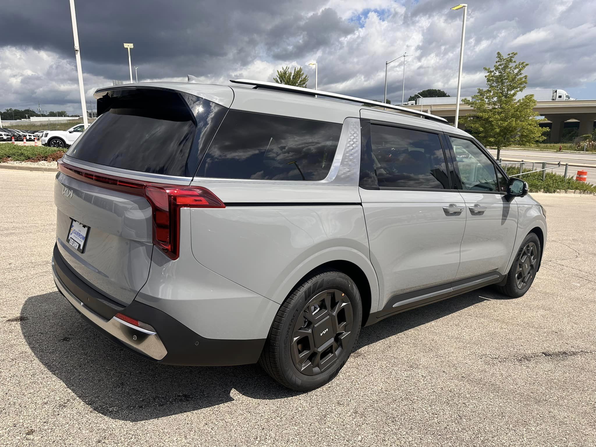 2025 Kia Carnival - SX Trim - Ceramic Silver with Navy & Gray Interior - 