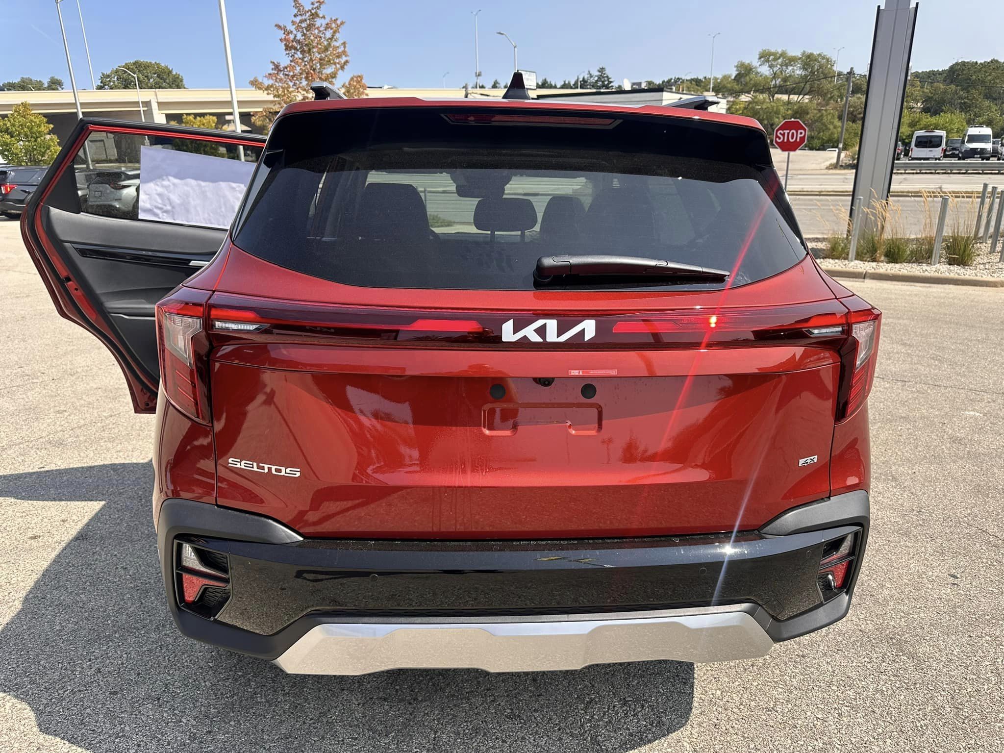 2025 Kia Seltos - Mars Orange - SX Trim - 