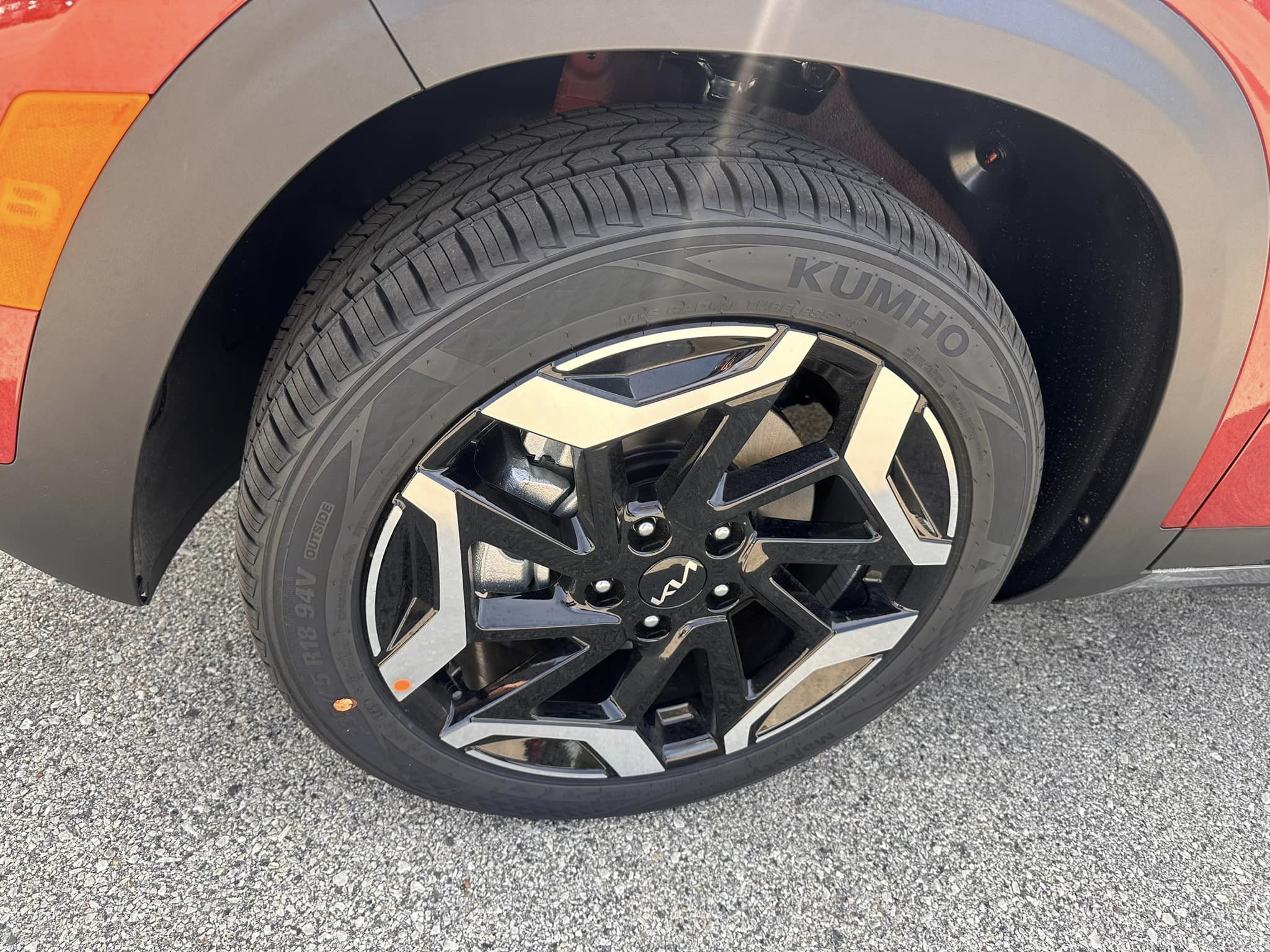 2025 Kia Seltos - Mars Orange - SX Trim - 